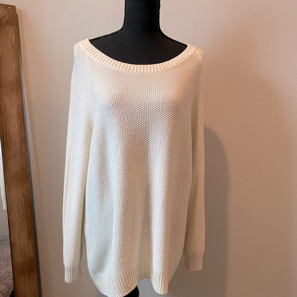 H&M Divided Pullover Sweater
